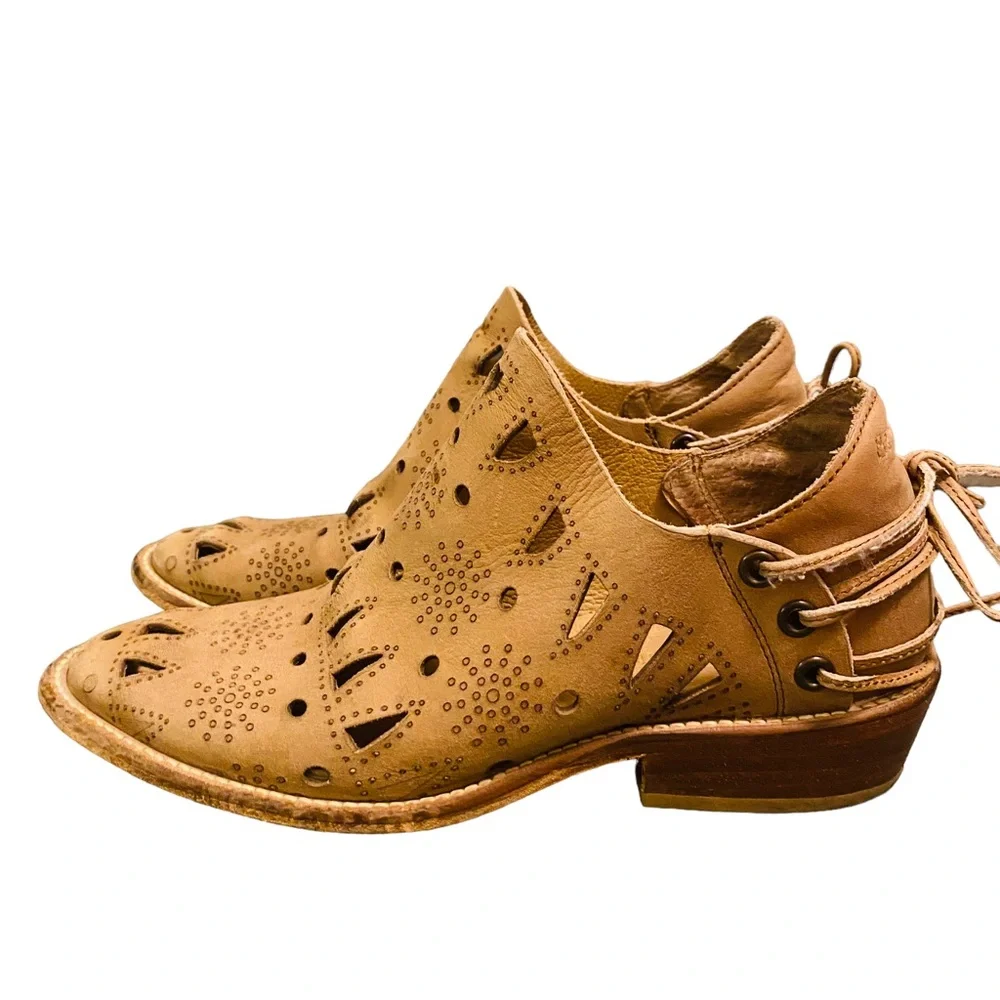 Anthropologie × Musse & Cloud Coolise Leather Laser Cut Booties - Picture 3 of 8